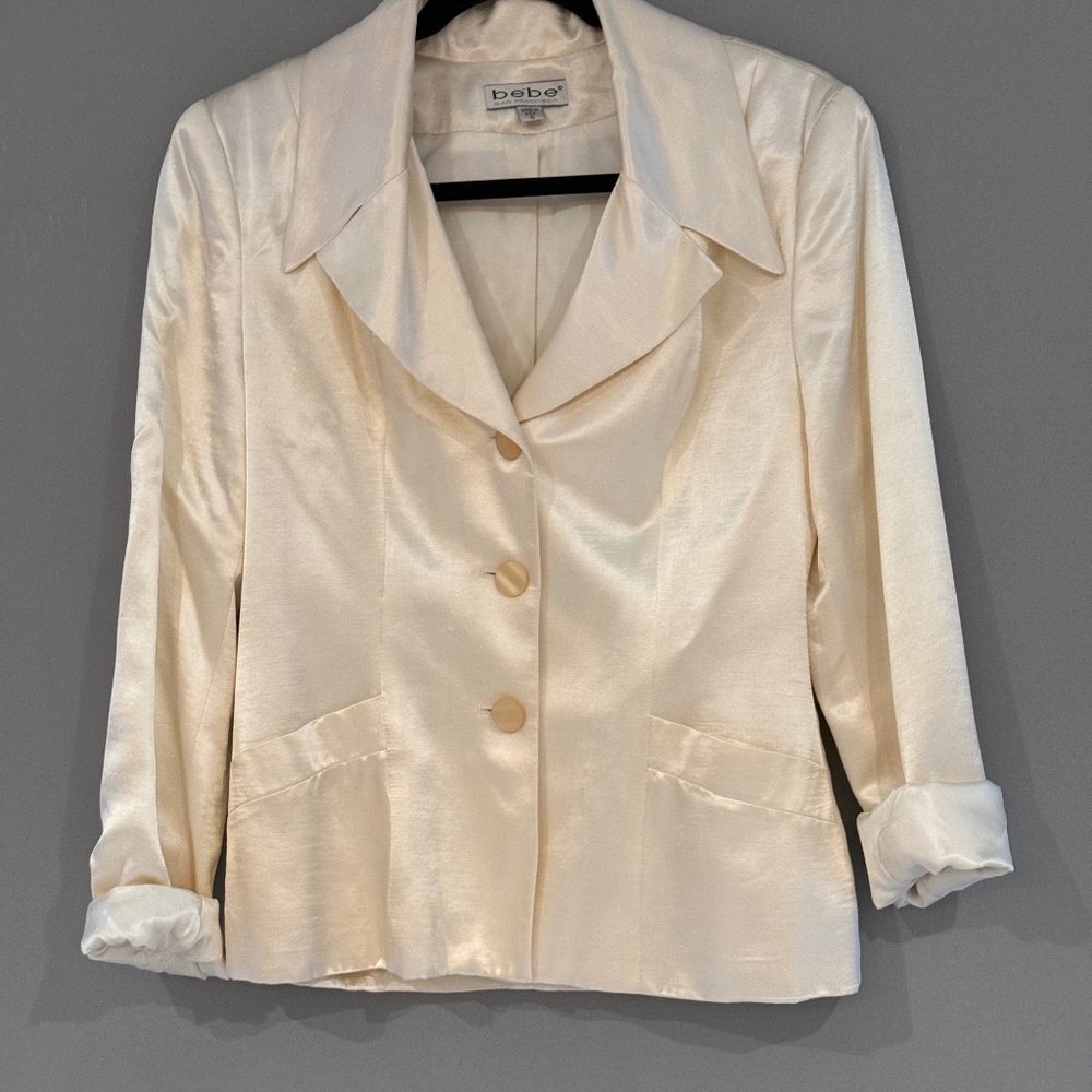 Bebe Satin Blazer Size 6
